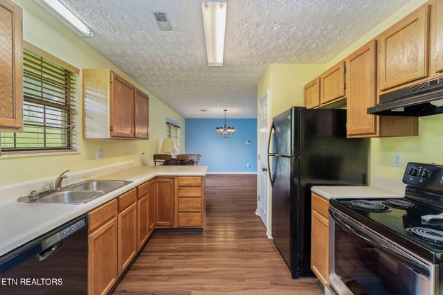 4926 Stewart Ridge Rd, Knoxville, TN 37938