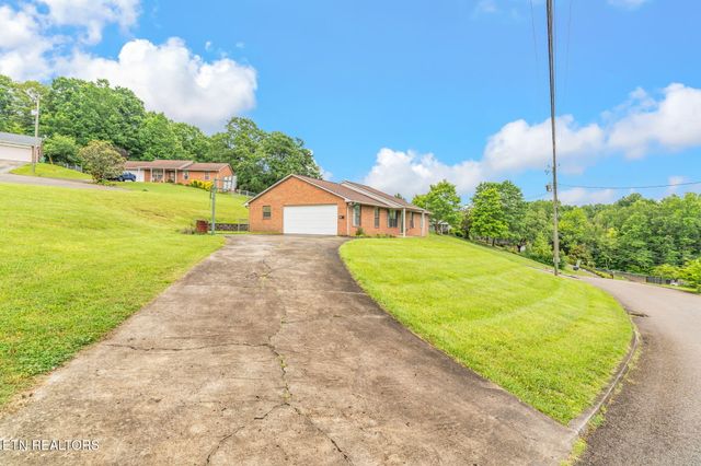 4926 Stewart Ridge Rd, Knoxville, TN 37938