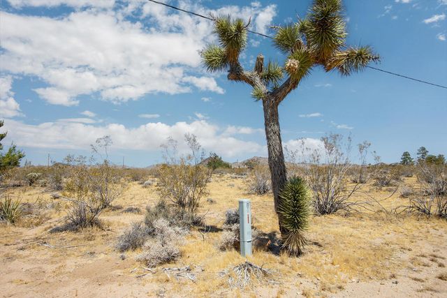 340 Cherokee Trail, Yucca Valley, CA 92284