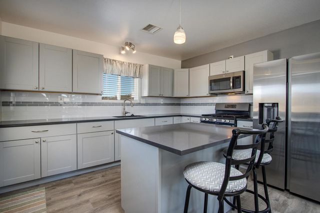 340 Cherokee Trail, Yucca Valley, CA 92284