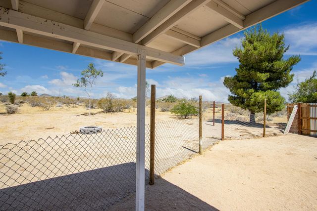 340 Cherokee Trail, Yucca Valley, CA 92284