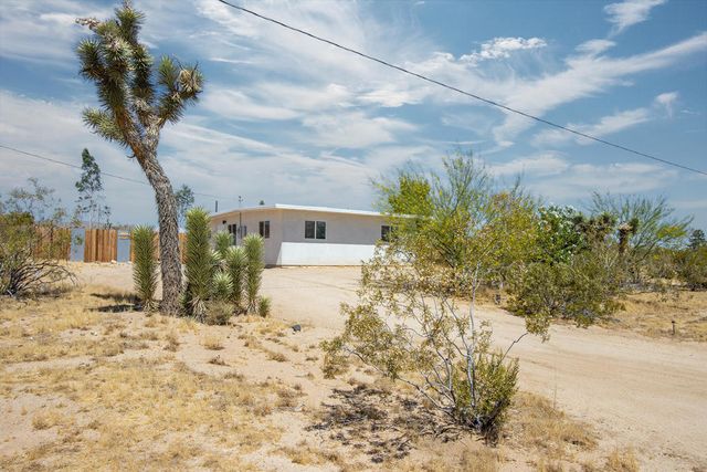 340 Cherokee Trail, Yucca Valley, CA 92284