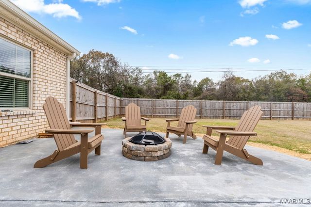 21 Pedric Drive, Wetumpka, AL 36093