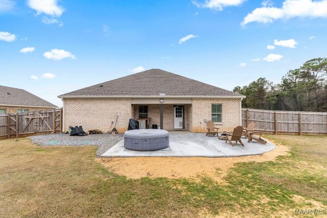 21 Pedric Drive, Wetumpka, AL 36093