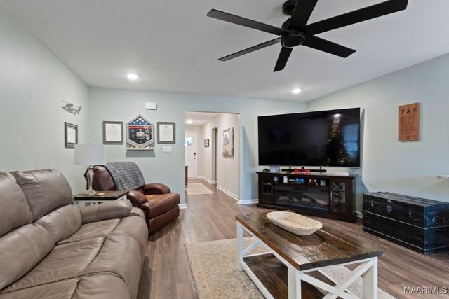 21 Pedric Drive, Wetumpka, AL 36093