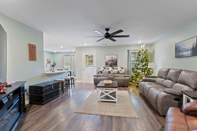 21 Pedric Drive, Wetumpka, AL 36093