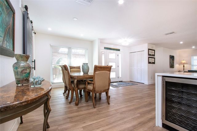 8607 50TH AVENUE W, Bradenton, FL 34210