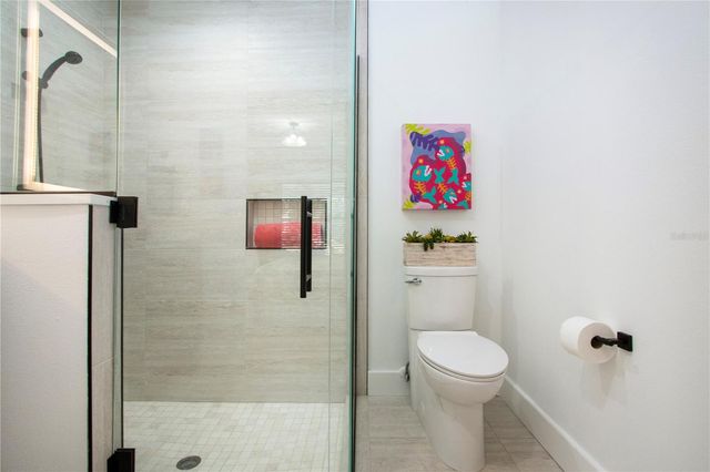 8607 50TH AVENUE W, Bradenton, FL 34210