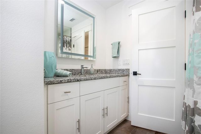 8607 50TH AVENUE W, Bradenton, FL 34210