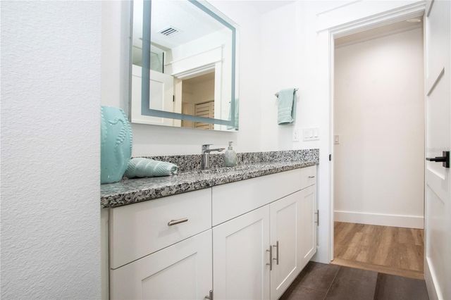 8607 50TH AVENUE W, Bradenton, FL 34210