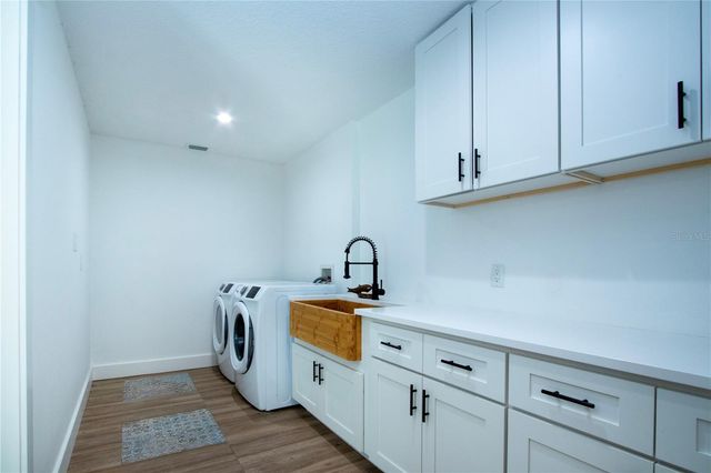 8607 50TH AVENUE W, Bradenton, FL 34210