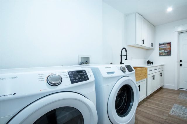 8607 50TH AVENUE W, Bradenton, FL 34210