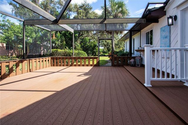 8607 50TH AVENUE W, Bradenton, FL 34210