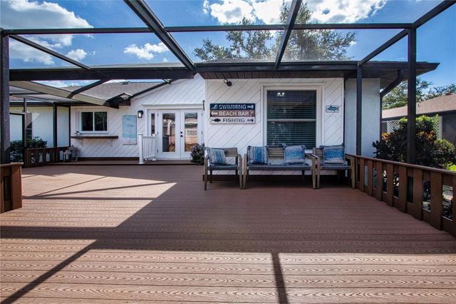 8607 50TH AVENUE W, Bradenton, FL 34210