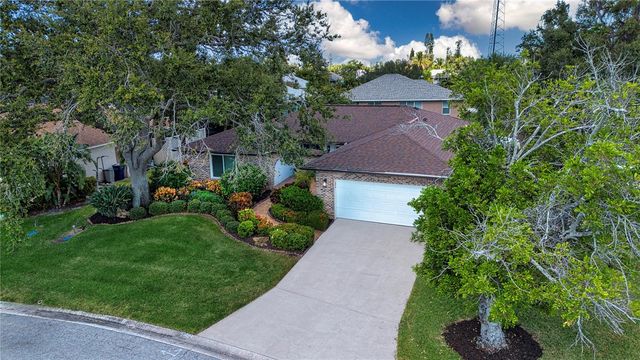 8607 50TH AVENUE W, Bradenton, FL 34210