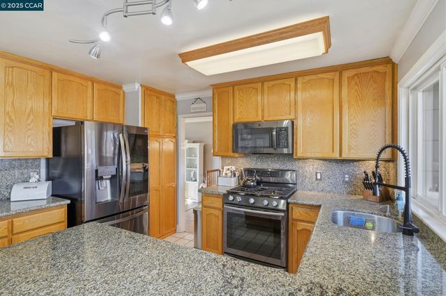 7519 Driftwood Way, Pleasanton, CA 94588