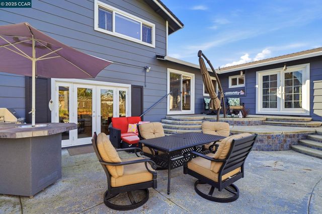 7519 Driftwood Way, Pleasanton, CA 94588