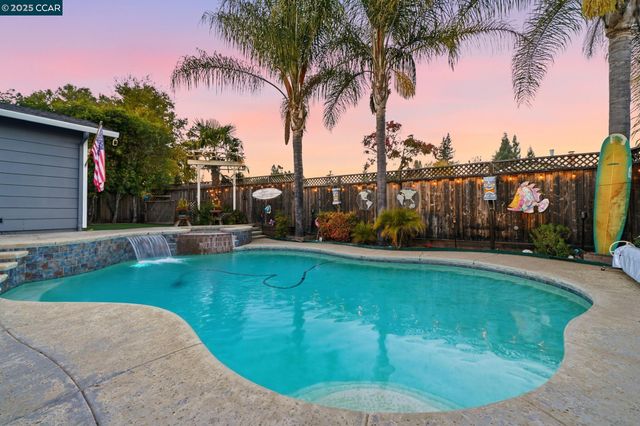 7519 Driftwood Way, Pleasanton, CA 94588