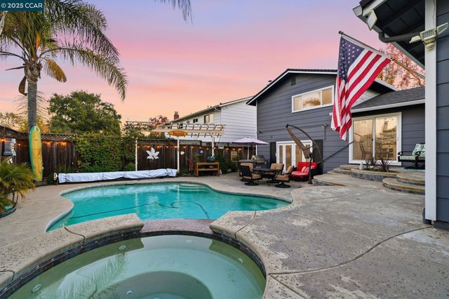 7519 Driftwood Way, Pleasanton, CA 94588