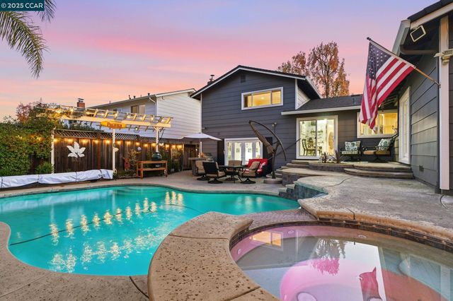 7519 Driftwood Way, Pleasanton, CA 94588