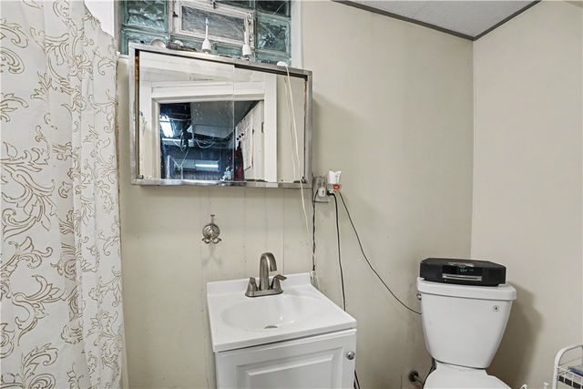 46 Laurel Ridge Rd, Coraopolis, PA 15108