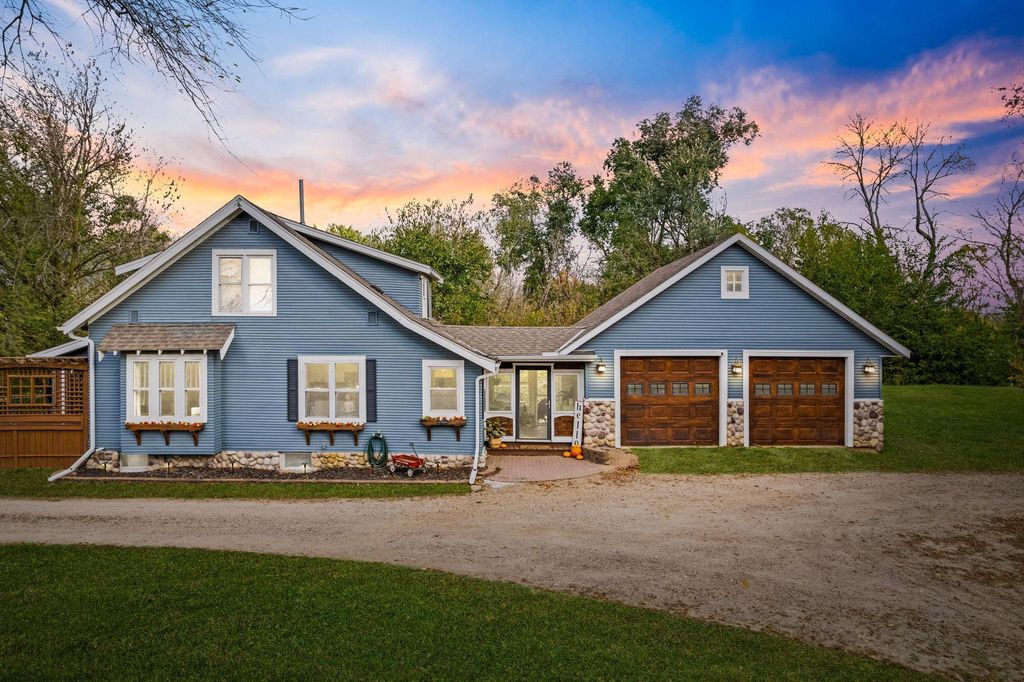 6084 County Road 3 SW, Cokato, MN 55321