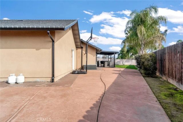 25802 El Monte, Madera, CA 93638