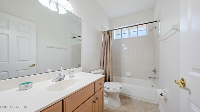 1221 QUEENS ISLAND Court, Jacksonville, FL 32225