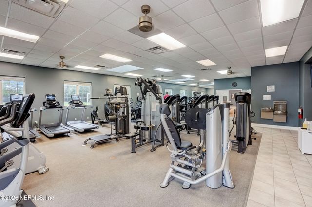 1221 QUEENS ISLAND Court, Jacksonville, FL 32225
