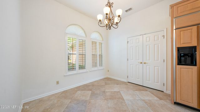 1221 QUEENS ISLAND Court, Jacksonville, FL 32225