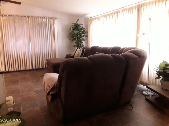 10701 N 99th Avenue 186, Peoria, AZ 85345