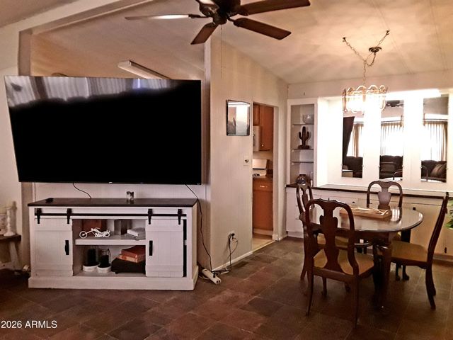 10701 N 99th Avenue 186, Peoria, AZ 85345