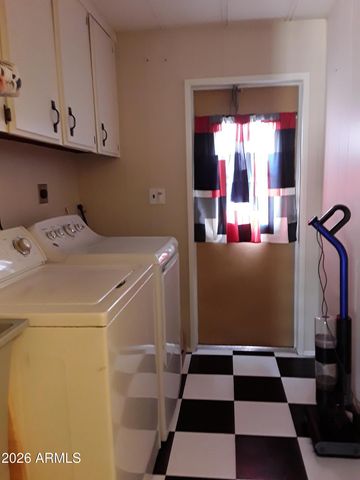 10701 N 99th Avenue 186, Peoria, AZ 85345