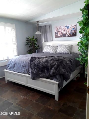 10701 N 99th Avenue 186, Peoria, AZ 85345