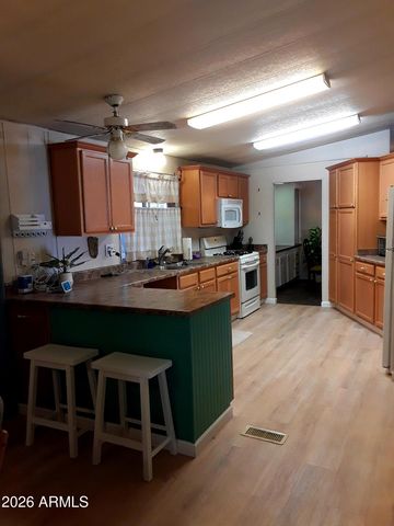 10701 N 99th Avenue 186, Peoria, AZ 85345