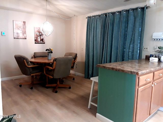 10701 N 99th Avenue 186, Peoria, AZ 85345