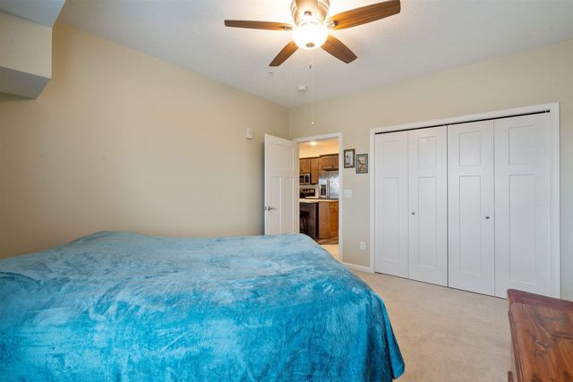 2592 Middle Road 208, Bettendorf, IA 52722