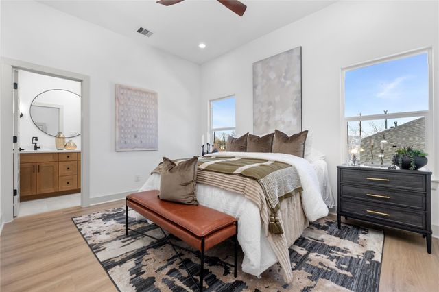 9819 Turnbow CD, Houston, TX 77029