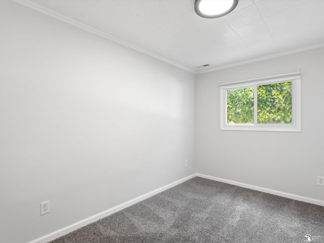 26427 Beaconsfield Avenue, Roseville, MI 48066
