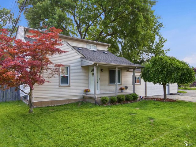 26427 Beaconsfield Avenue, Roseville, MI 48066