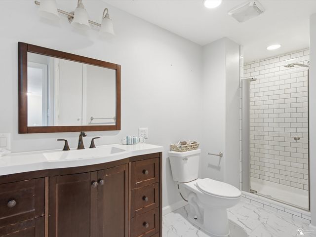 26427 Beaconsfield Avenue, Roseville, MI 48066