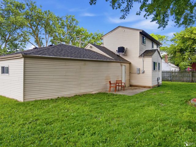 26427 Beaconsfield Avenue, Roseville, MI 48066