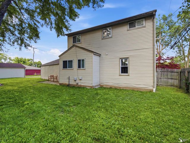 26427 Beaconsfield Avenue, Roseville, MI 48066