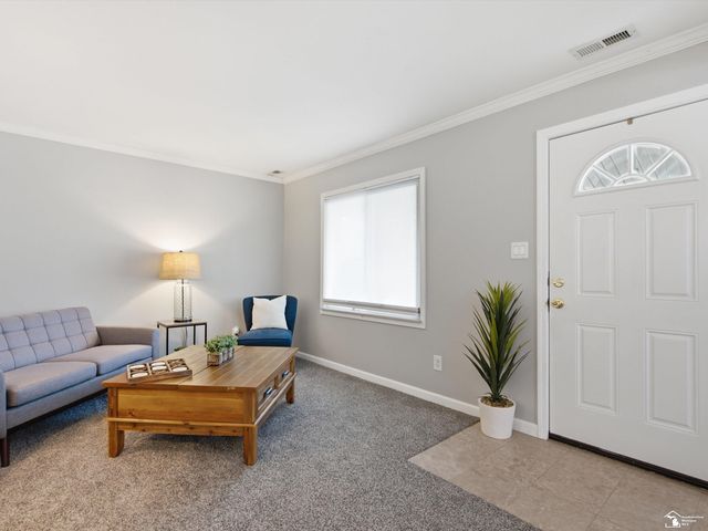 26427 Beaconsfield Avenue, Roseville, MI 48066