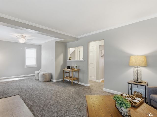26427 Beaconsfield Avenue, Roseville, MI 48066