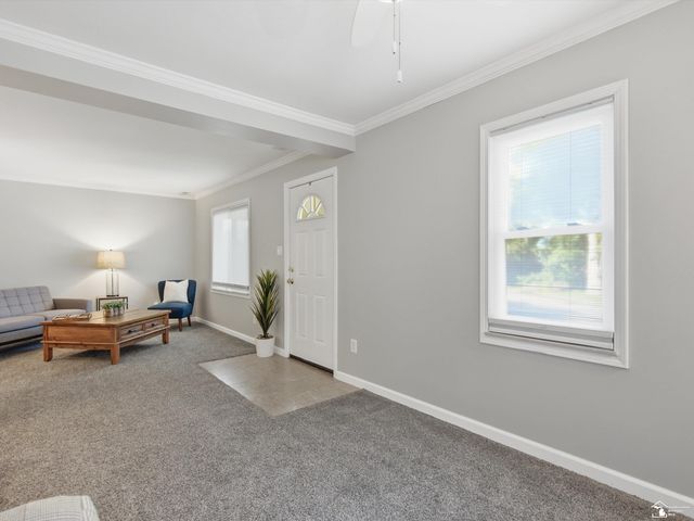 26427 Beaconsfield Avenue, Roseville, MI 48066