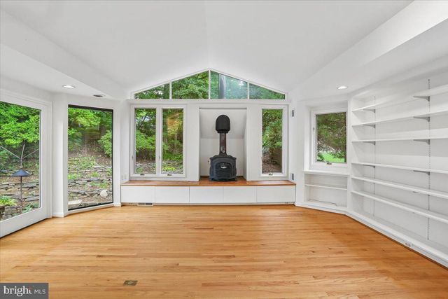 6511 CALLANDER DR, Bethesda, MD 20817