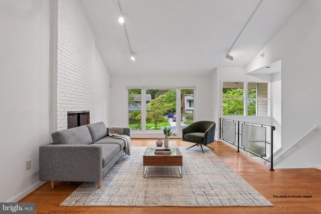 6511 CALLANDER DR, Bethesda, MD 20817