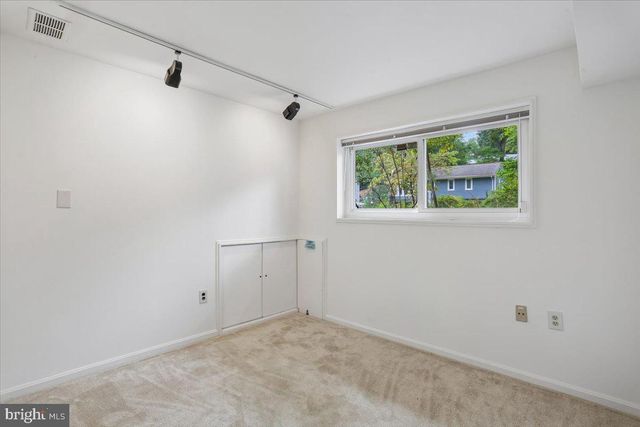 6511 CALLANDER DR, Bethesda, MD 20817