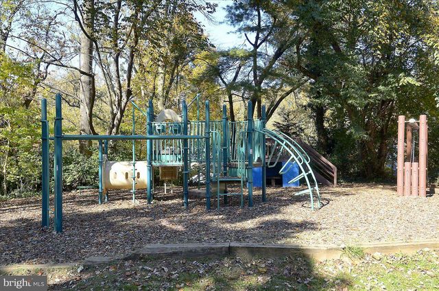 6511 CALLANDER DR, Bethesda, MD 20817